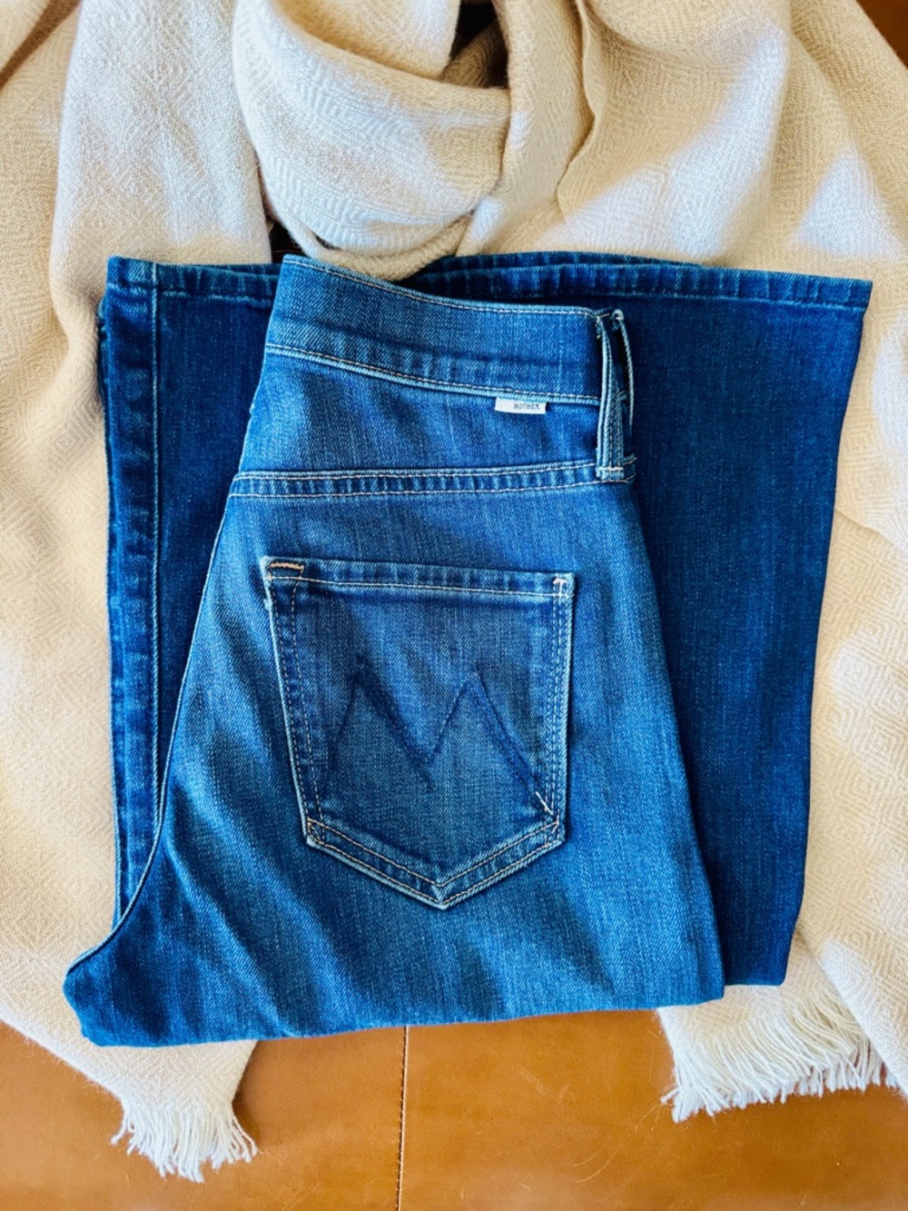 MOTHER The Tomcat Roller Jeans in Groovy Wash 25 NWOT